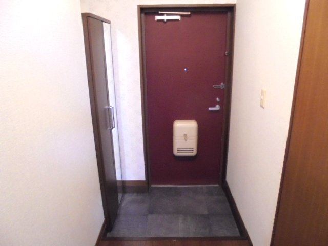 ロジュマン松本の玄関