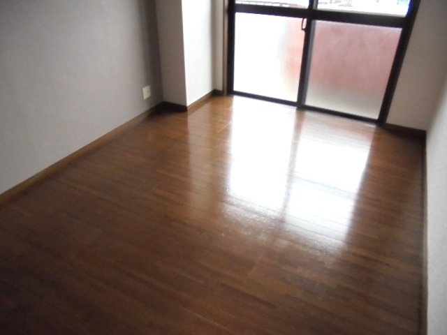 ロジュマン松本の居間・リビング