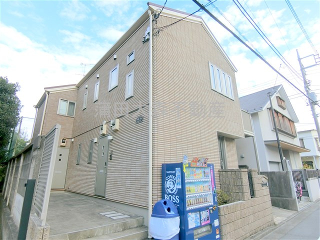 プラージュの外観|2007年5月築　木造2階建て総戸数3戸　東急池上線久が原駅最寄りの東京都大田区久が原4丁目の人気賃貸アパート