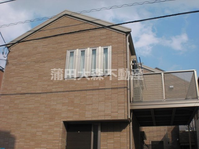 プラージュの外観