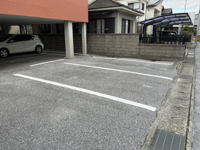 【駐車場】 | シャトル壱番館