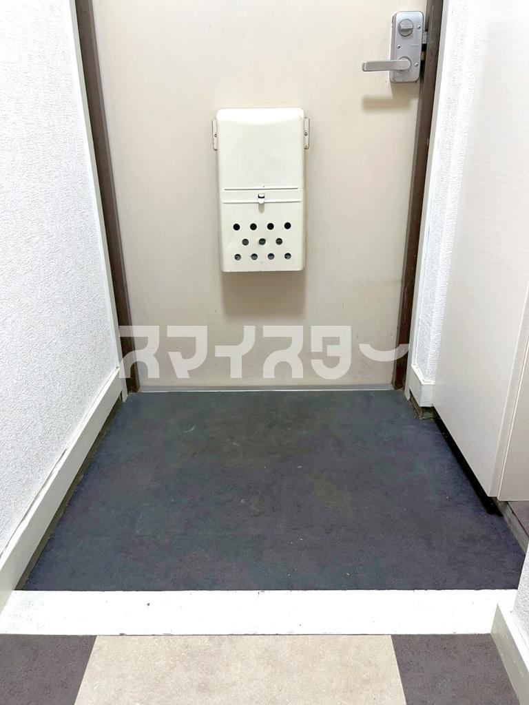 ブルーハイム河辺の玄関