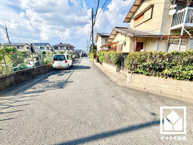 伏見区羽束師古川町の前面道路含む現地写真