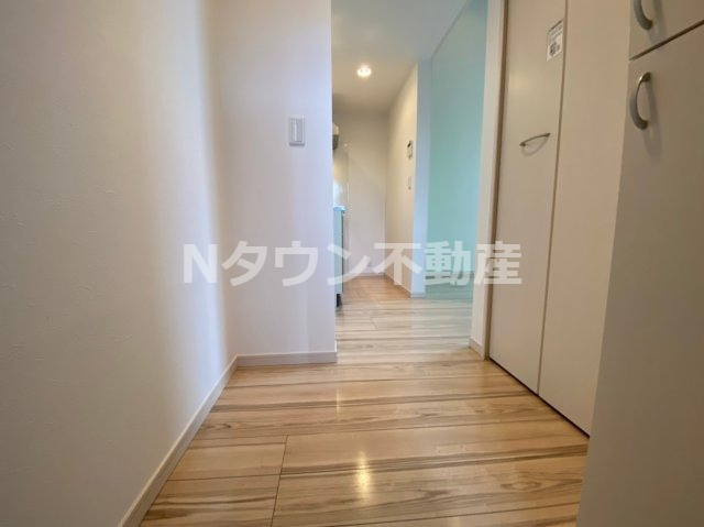 【洋室】 | エスパシオ ナカムラ | 落ち着いた色調の洋室です