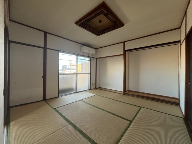 本町シティマンションの和室