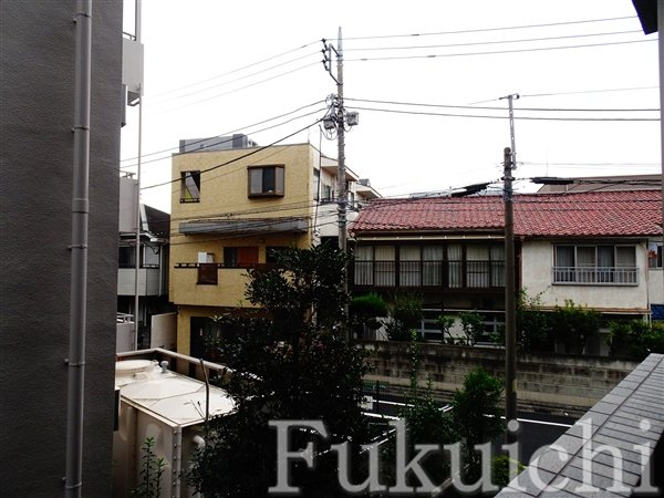 ルーブル三軒茶屋伍番館の展望
