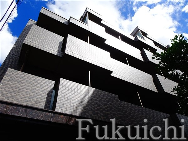 ルーブル三軒茶屋伍番館