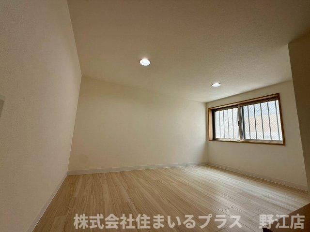 大阪市城東区関目３丁目のアパートの洋室