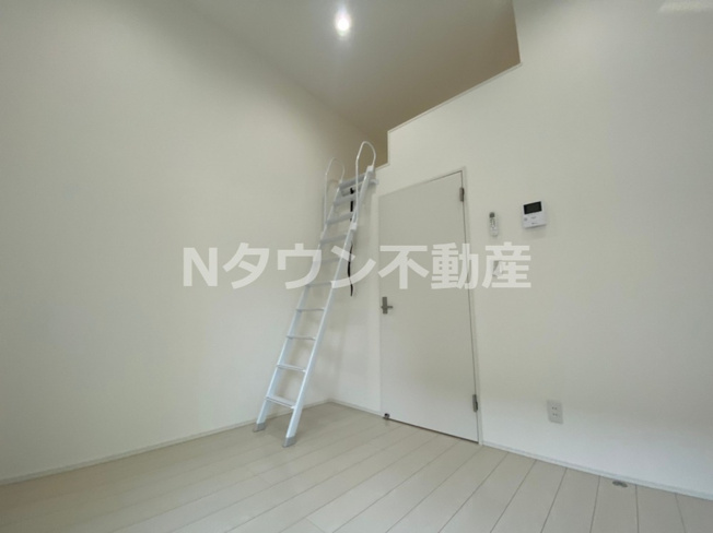【居間・リビング】 | カメリア | ゆったりとした居間です