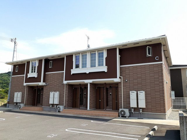 クラール鶴市Ｃの外観