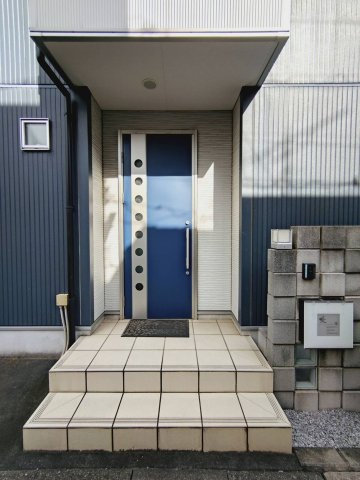 中古戸建の玄関