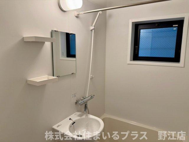 ラフィニール京橋の洗面所