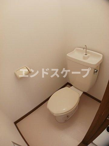 コーポウイングのトイレ|高崎、前橋のお部屋探しはエンドスケープまで！お客様の理想お聞かせ下さい♪