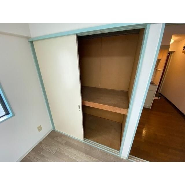 日成マンションの収納
