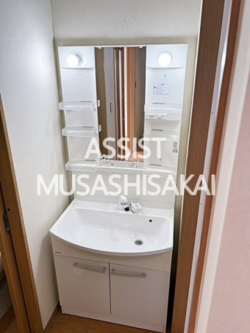 ポポラーレの洗面所|写真：設備同仕様の別物件です