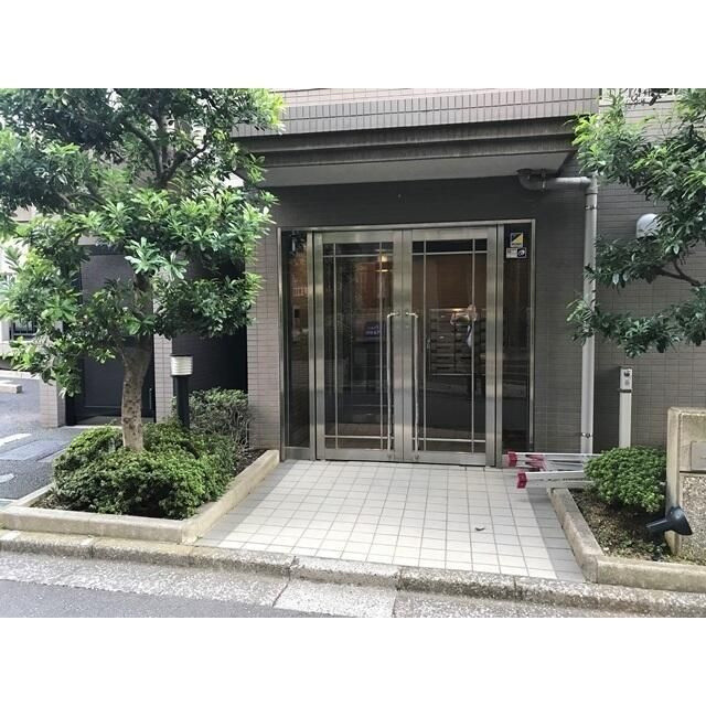 フィオーレ深川のエントランス