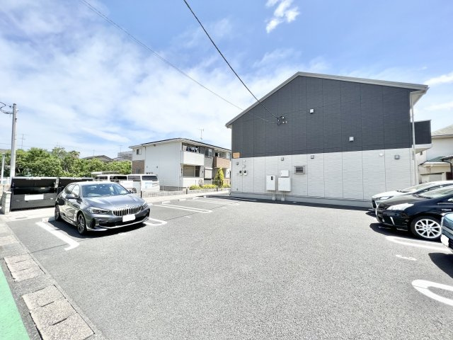 ヴァンベールの駐車場|カースペースがあります