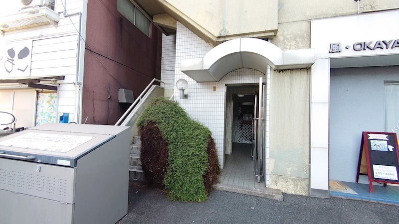 ナッツクラッカーのエントランス