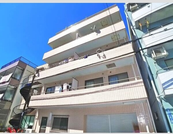 森兼マンションの外観
