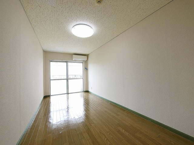 LA・パソートの寝室|落ち着いて過ごせるお部屋なので、寝室にいかがでしょうか