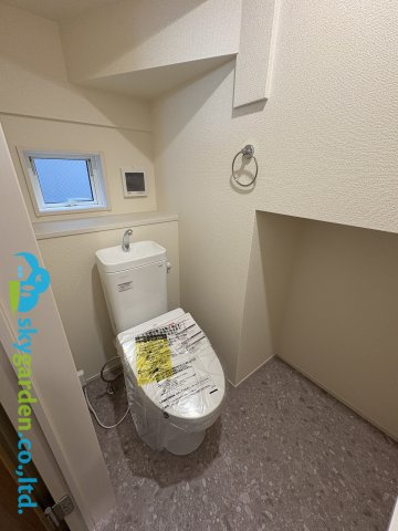 茅ヶ崎市室田3丁目　新築戸建　全2棟1号棟のトイレ|シンプルで使いやすいトイレです