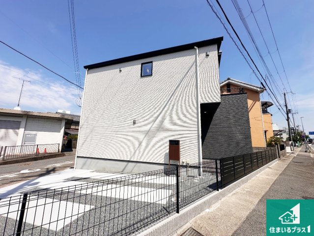 加古川市加古川町河原　新築一戸建ての外観|安心の10年保証！外観を美しく保ち、雨水で汚れを落とします！気になることがありましたら、お気軽にお問い合わせください！