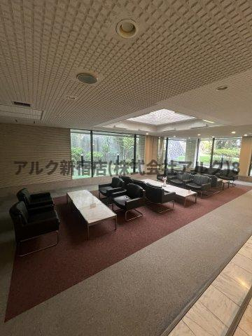 シャルマン中野坂上のロビー