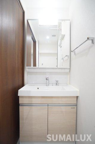 LIBTH菊陽Ⅱの独立洗面台