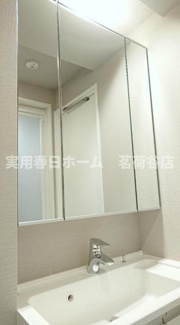 【洗面所】