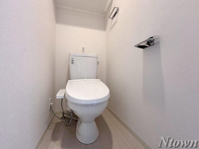 【トイレ】 | エステムコート名古屋グロース | 落ち着いた色調のトイレです