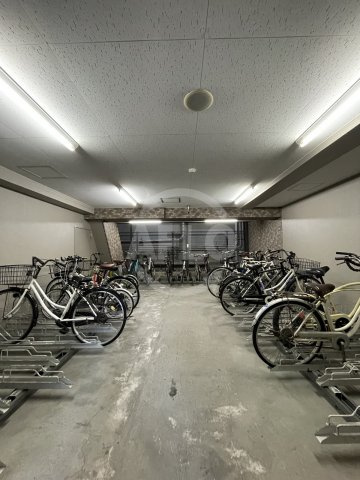 リーガル四ツ橋筋の設備|リーガル四ツ橋筋　駐輪場