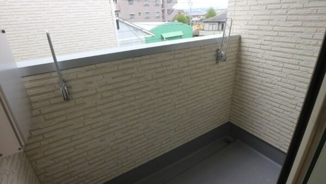 REGALEST南仙台のバルコニー