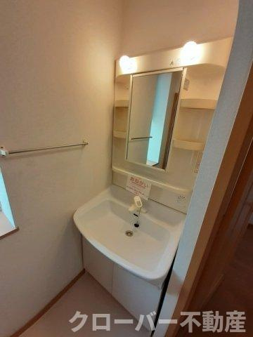 シャイニング　ローズＡ棟の洗面所