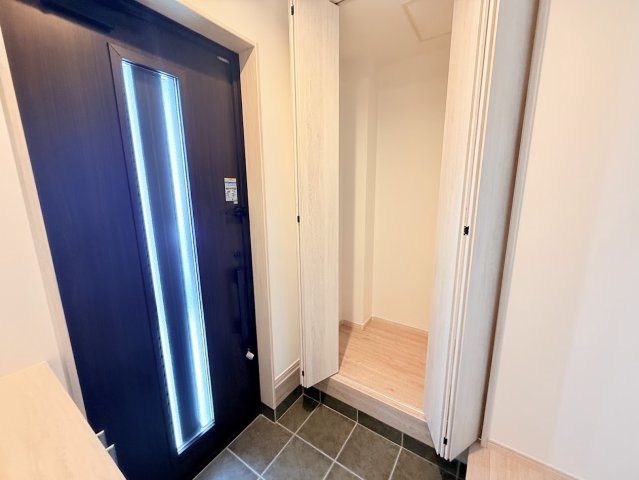田辺市中万呂_新築建売の玄関