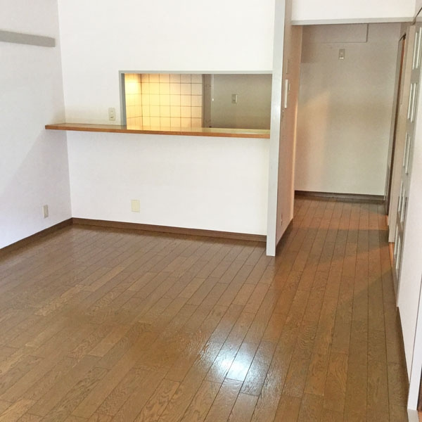 大阪市阿倍野区旭町２丁目の賃貸マンションの居間・リビング