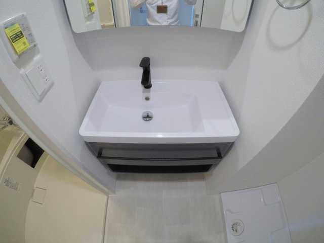 【独立洗面台】 | セレニテ梅田北グランデ