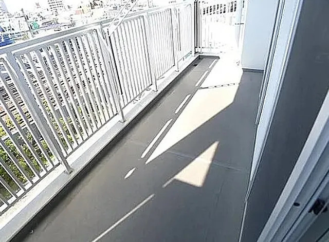 イーストコア曳舟一番館のバルコニー