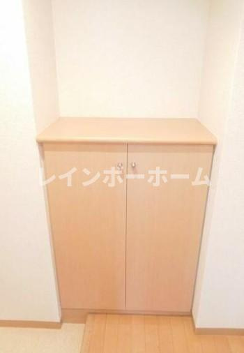 スクエアタワーの玄関