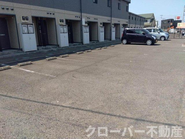 レオパレスＳｈｕ＆Ｋｅｉの駐車場