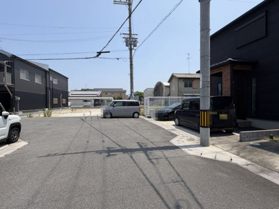 【前面道路含む現地写真】 | 和泉市黒鳥町3丁目戸建
