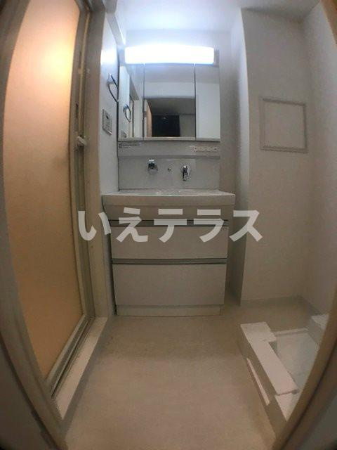 ボンニー元町の独立洗面台