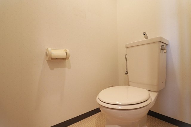 オーク・スクエア西神中央七番館のトイレ|落ち着いたトイレです
