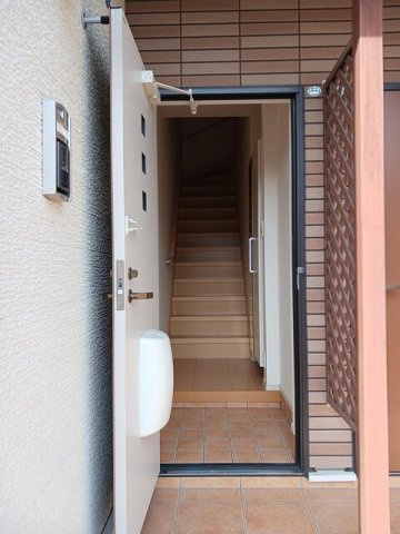 ルミアス前潟Ⅱの玄関