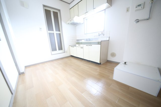 久喜市久喜東２丁目の賃貸マンションの居間・リビング