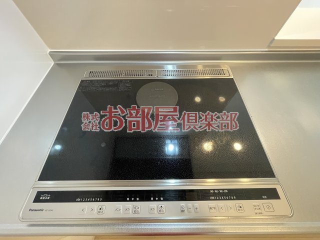 メゾン・ヴィラージュ　Ⅱ番館のキッチン|キッチンでお料理をお楽しみください
