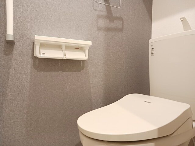 ピース・有沢のトイレ|ゆったりとした空間のトイレです
