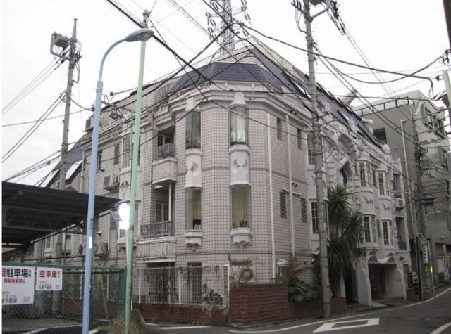 ラポルタイズミ