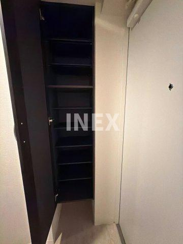 横浜市磯子区磯子３丁目の賃貸マンションの収納