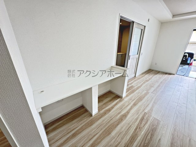 東村山市富士見町3丁目・全2棟　新築一戸建　2号棟のその他|スタディーカウンター（リビング）