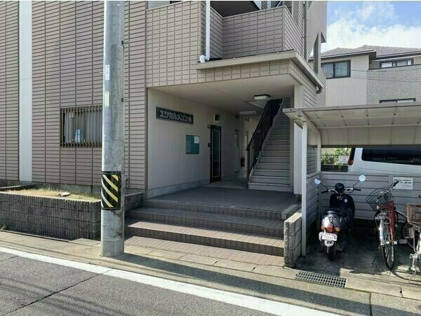 エクセルメゾンAのエントランス